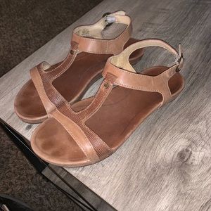Olukai sandals